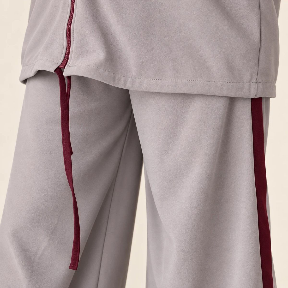 الرباط البرغندي المسطّح في أسفل la veste